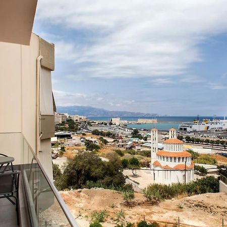 Minimal Loft Art With Sea View Over Heraklion Harbour Exterior foto